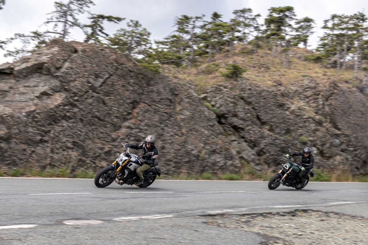 Benelli Leoncino 800 VS CFMOTO 700CL-X Heritage: prova a prendermi!